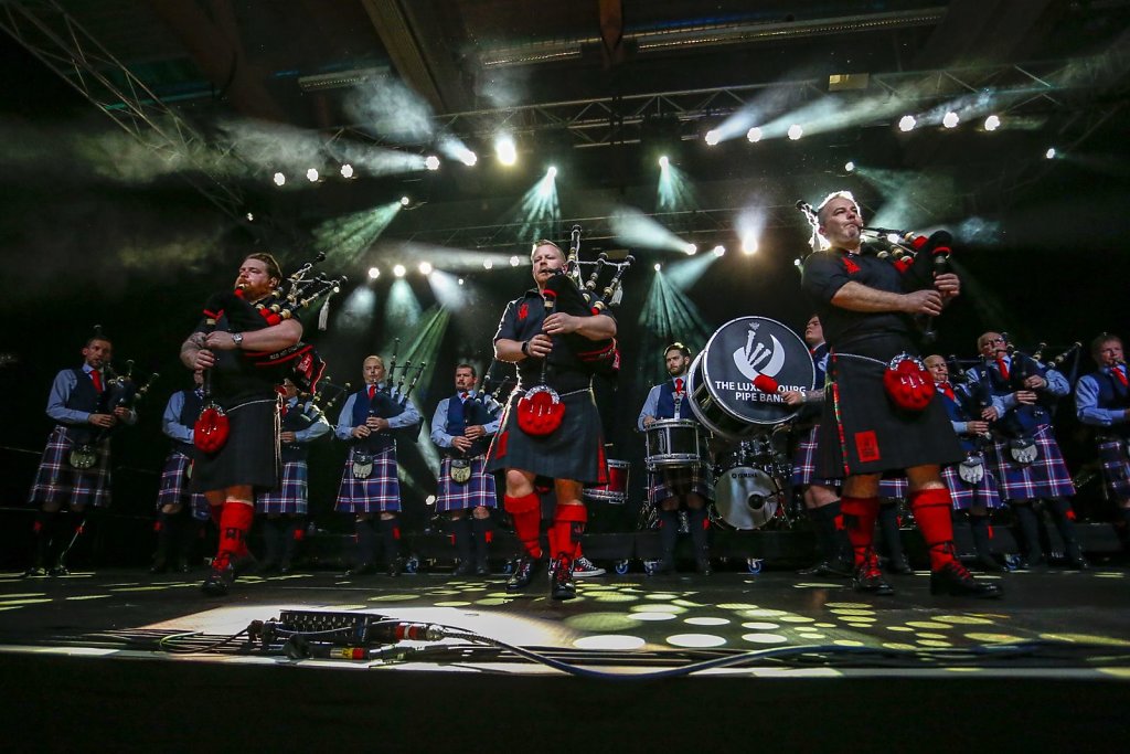 red-hot-chilli-pipers-016.jpg
